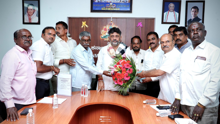https://salarnews.in/public/uploads/images/newsimages/maannewsimage18102025_221351_Webs 728x410 (22).png